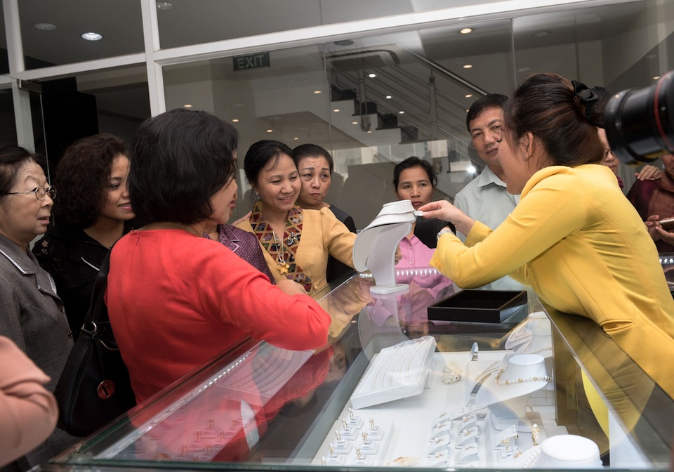 Tại đây, PNJ đã giới thiệu các dòng sản phẩm trang sức, đá quý đẳng cấp của công ty.