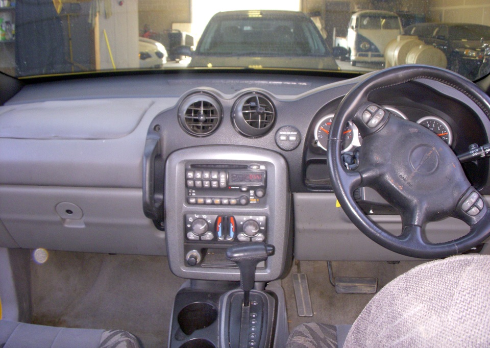 5 mẫu xe bị "ném đá" nhiều nhất xứ sở sương mù - 2