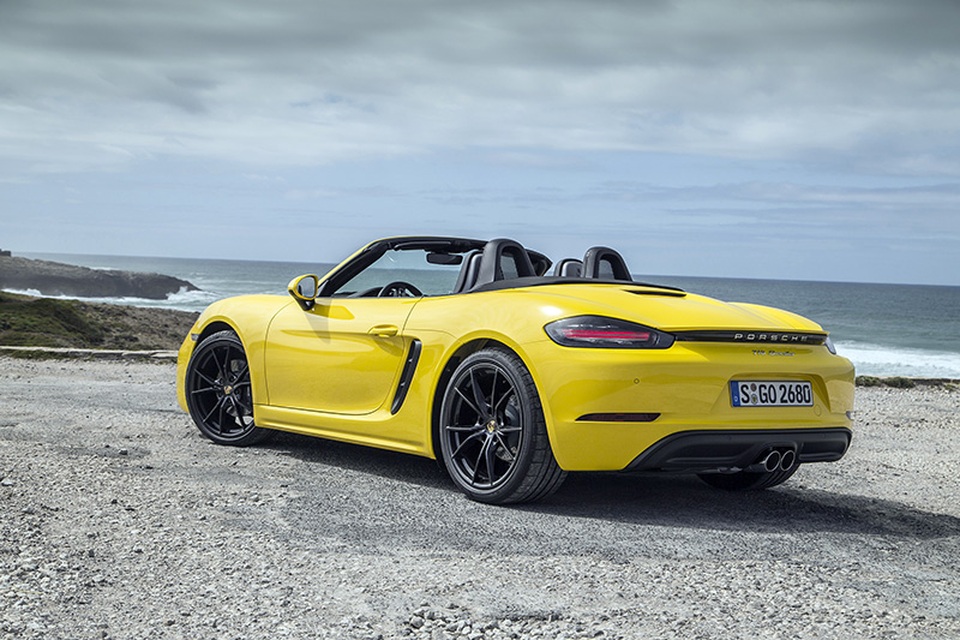 Porsche 718 Boxster - Niềm tự hào dòng roadster nước Đức - 4 Porsche 718 Boxster - Niềm tự hào dòng roadster nước Đức - 4
