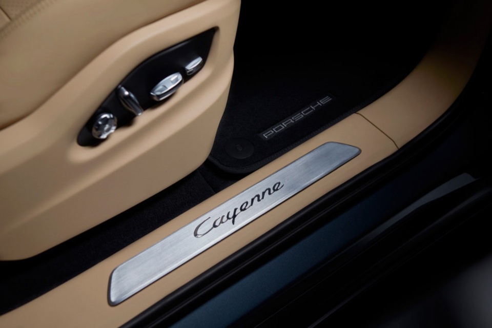 Porsche Cayenne thế hệ mới lộ diện trước giờ G - 20 Porsche Cayenne thế hệ mới lộ diện trước giờ G - 20