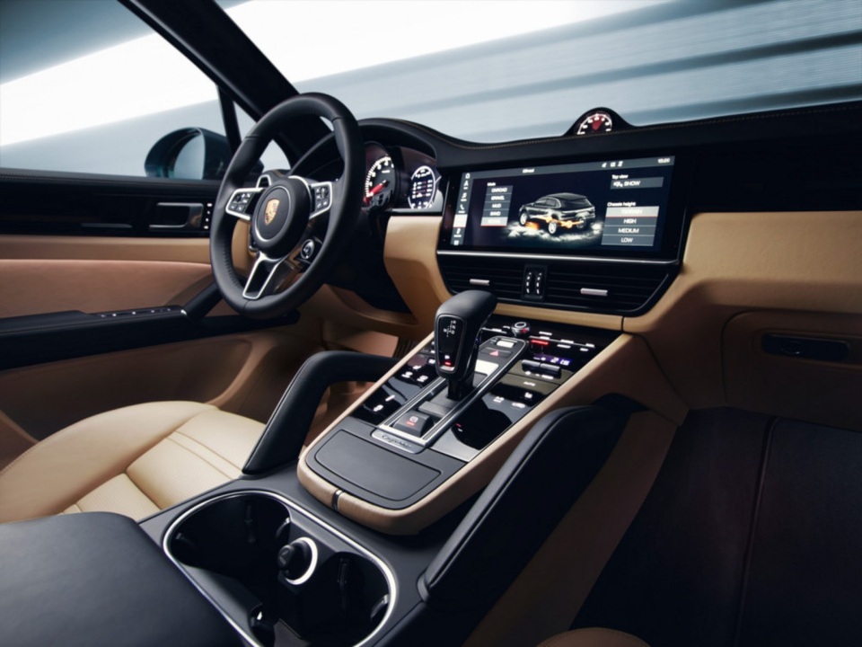 Porsche Cayenne thế hệ mới lộ diện trước giờ G - 13 Porsche Cayenne thế hệ mới lộ diện trước giờ G - 13