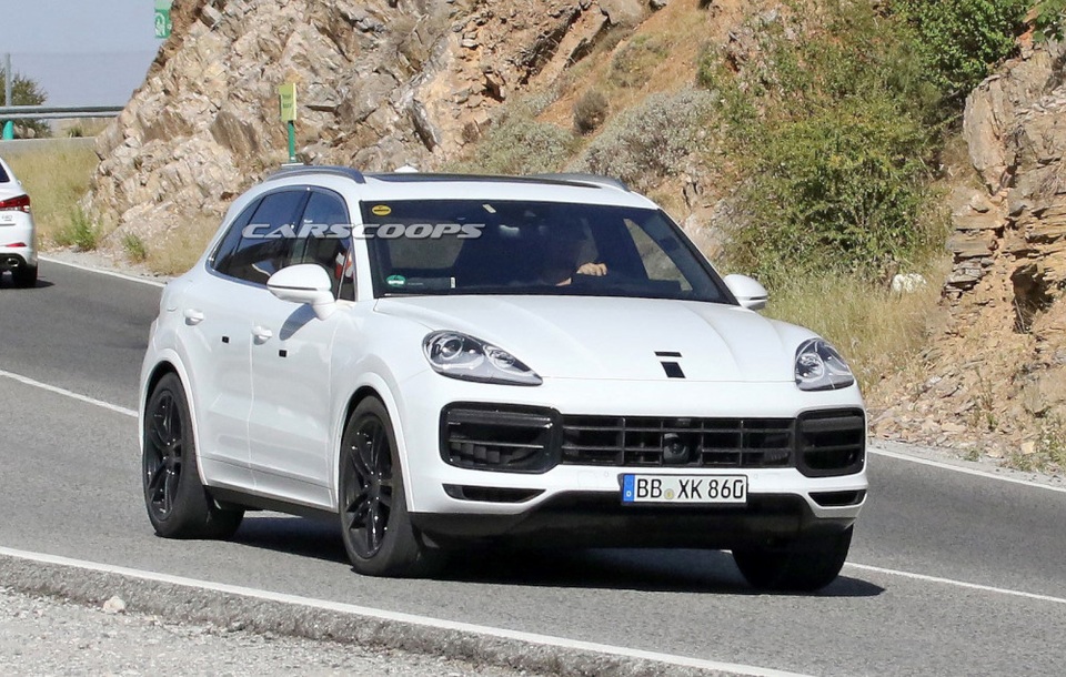 Porsche Cayenne mới sẽ không thay đổi nhiều về hình thức - 3