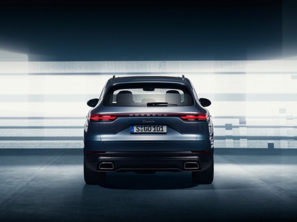 Porsche Cayenne thế hệ mới lộ diện trước giờ G - 8 Porsche Cayenne thế hệ mới lộ diện trước giờ G - 8
