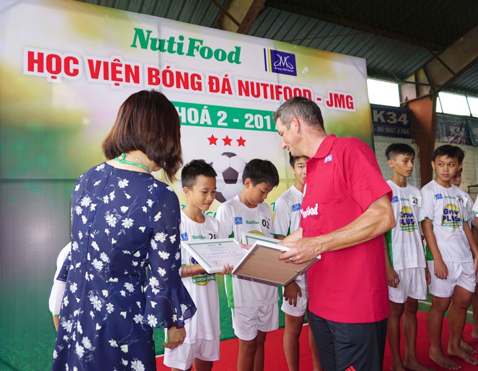 8 thí sinh trúng tuyển vào học viện NutiFood khóa 2 - 4