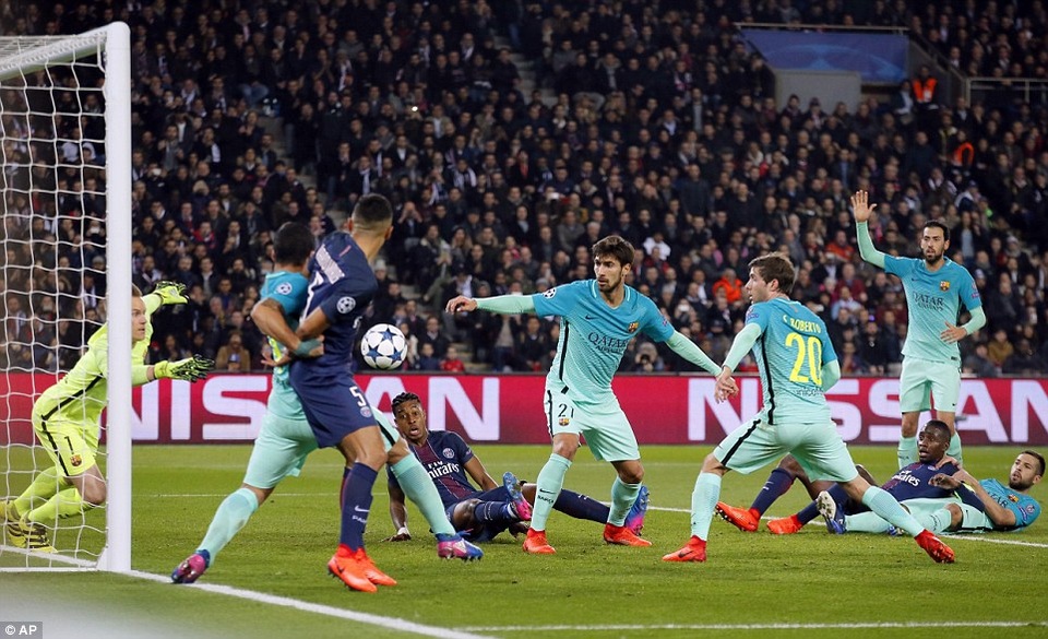 
Những sai lầm ở hàng thủ đã khiến Barca liên tục phải trả giá
