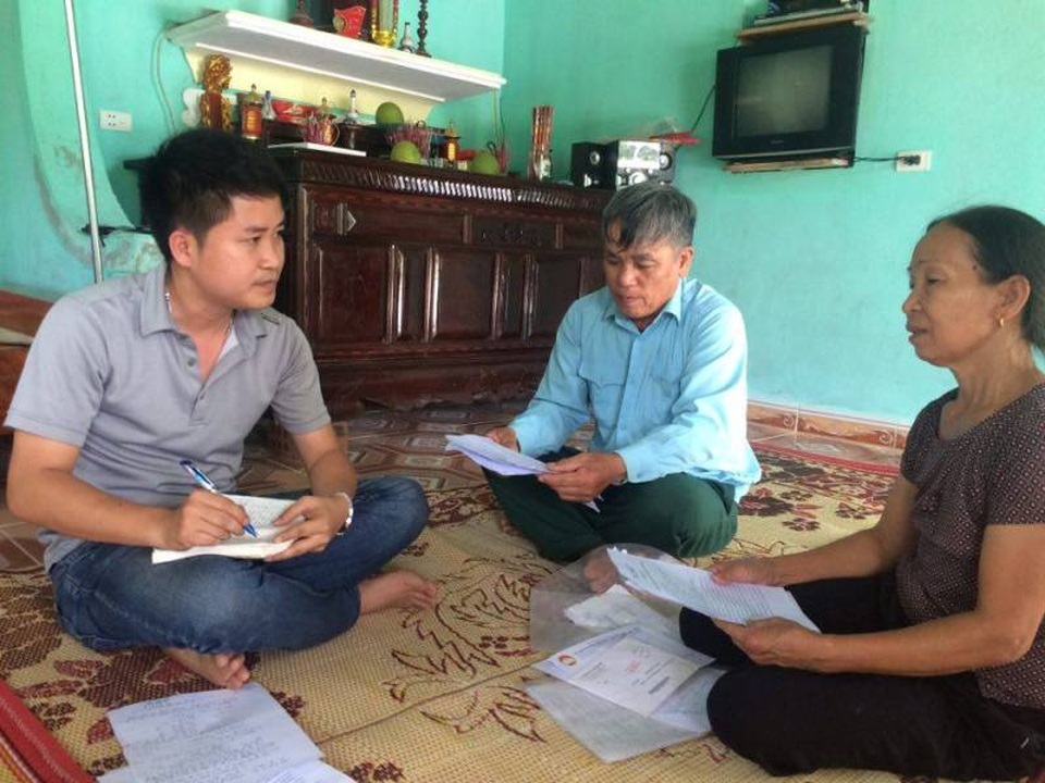 Gia đình thân nhân liệt sỹ suốt 22 năm đi đòi quyền lợi - 2 Vợ chồng ông Tần cho PV biết, 22 năm đi đòi quyền lợi nhưng chỉ nhận được câu trả lời vô cảm là đang làm hồ sơ