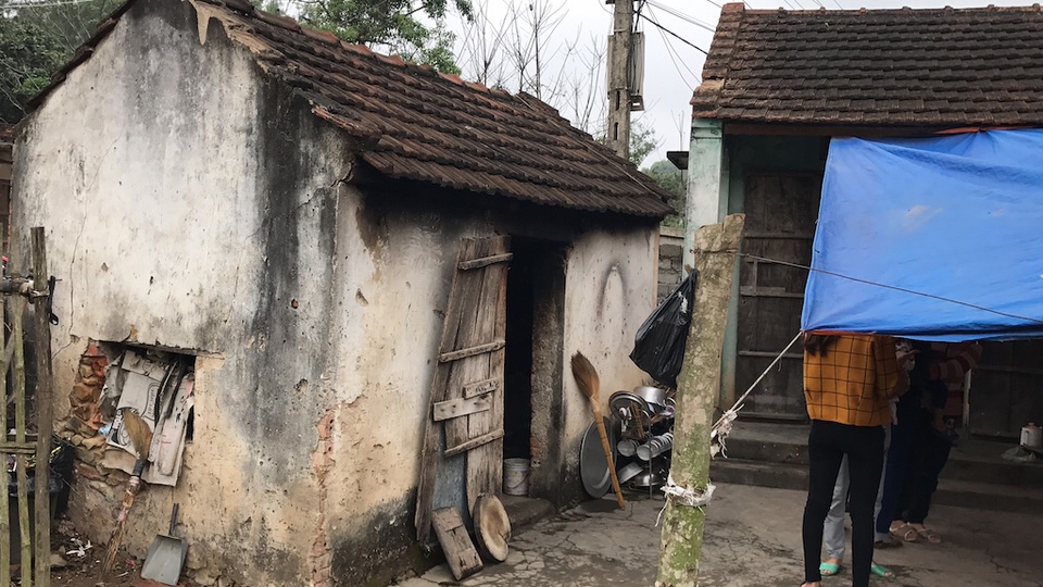 Gần 80 triệu đồng đến với cậu bé mồ côi ở với ông bà 90 tuổi - 5 Gần 80 triệu đồng đến với cậu bé mồ côi ở với ông bà 90 tuổi - 5