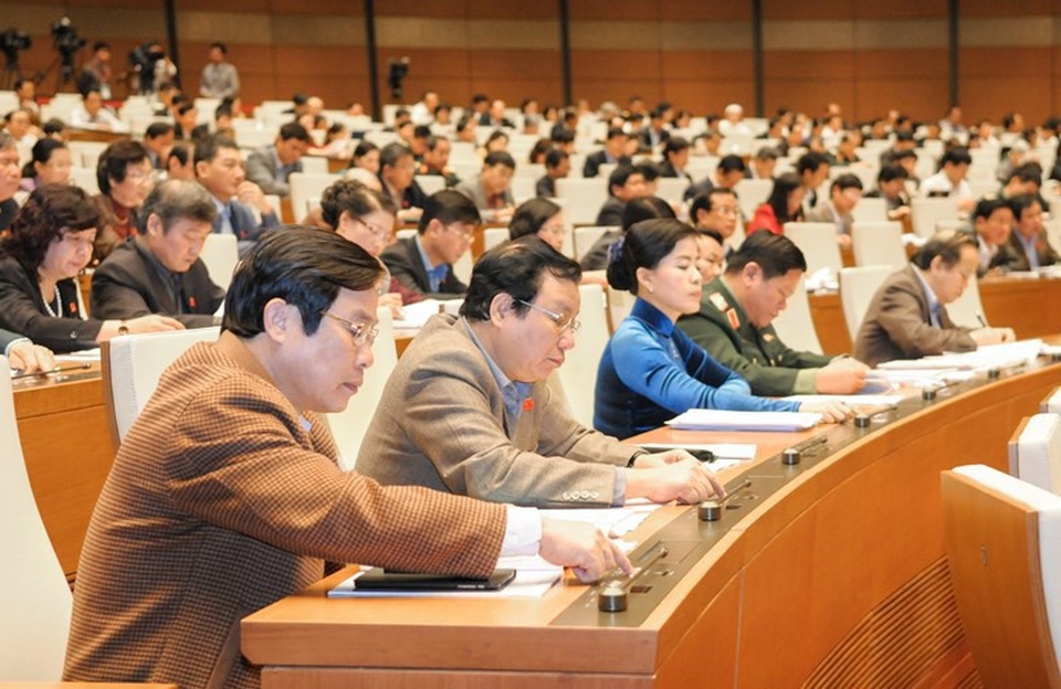 TPHCM: Khống chế lương công chức nhưng không giới hạn mức trả nhân tài - 1 TPHCM: Khống chế lương công chức nhưng không giới hạn mức trả nhân tài - 1
