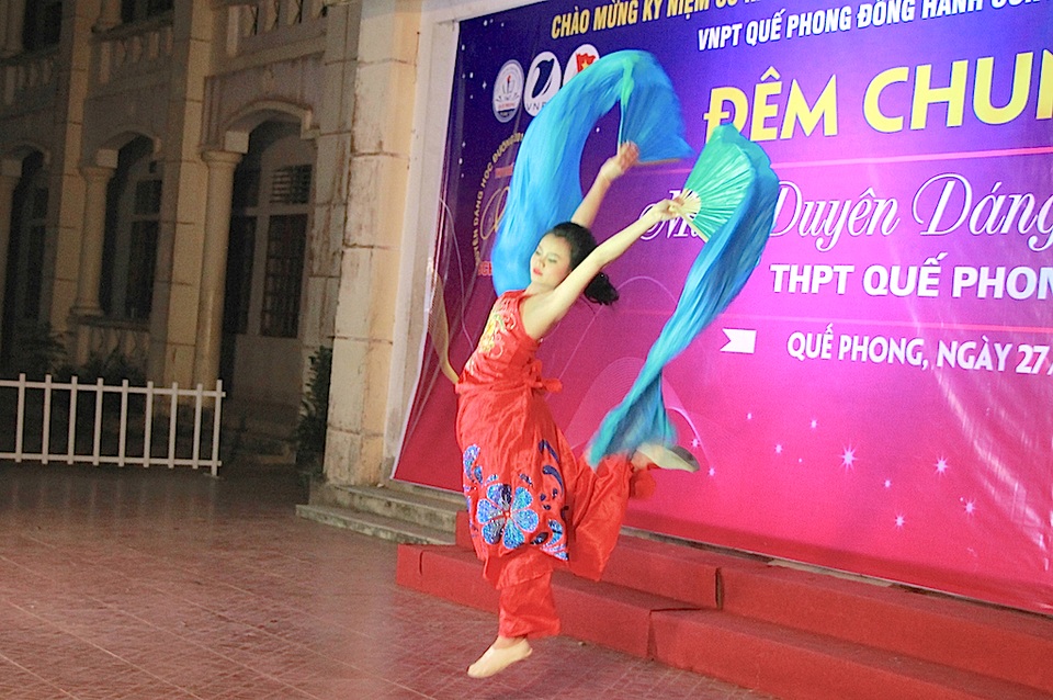 Nữ sinh dân tộc Thái thành Hoa khôi tại ngôi trường biên giới Việt - Lào - 2 Nữ sinh dân tộc Thái thành Hoa khôi tại ngôi trường biên giới Việt - Lào - 2