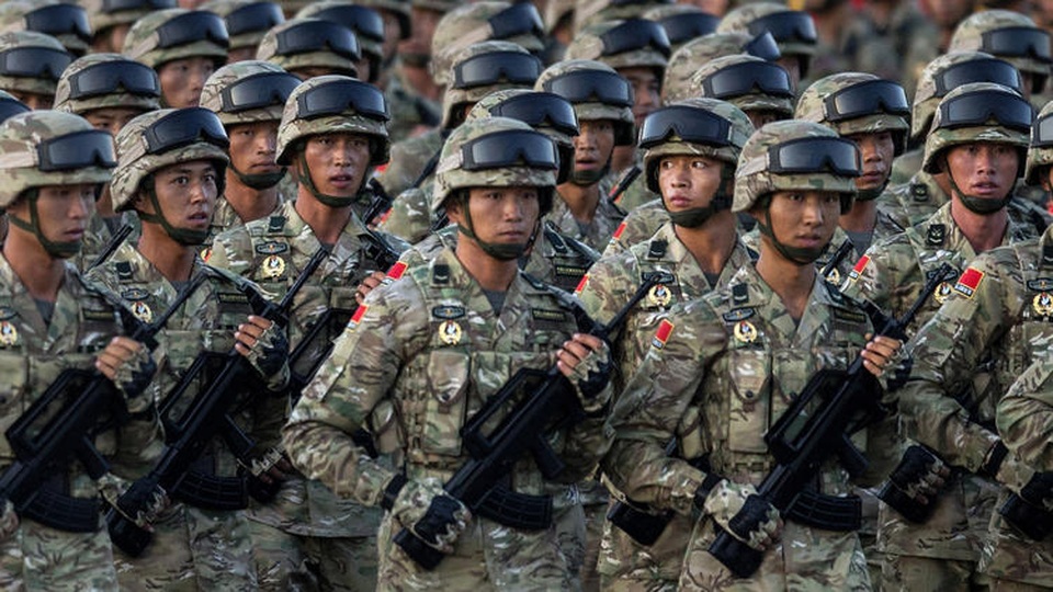 Quân đội Trung Quốc sẽ không còn lớn nhất thế giới - 1
Binh sĩ Trung Quốc. (Ảnh: Getty)