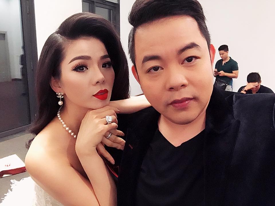 Quang Lê, Lệ Quyên và duyên tình 10 năm giữa “mắm Việt với pa-tê Pháp” - 3 Chẳng những song ca ngọt ngào trên sân khấu mà còn thường xuyên hỗ trợ đối phương ở cuộc sống đời thường.