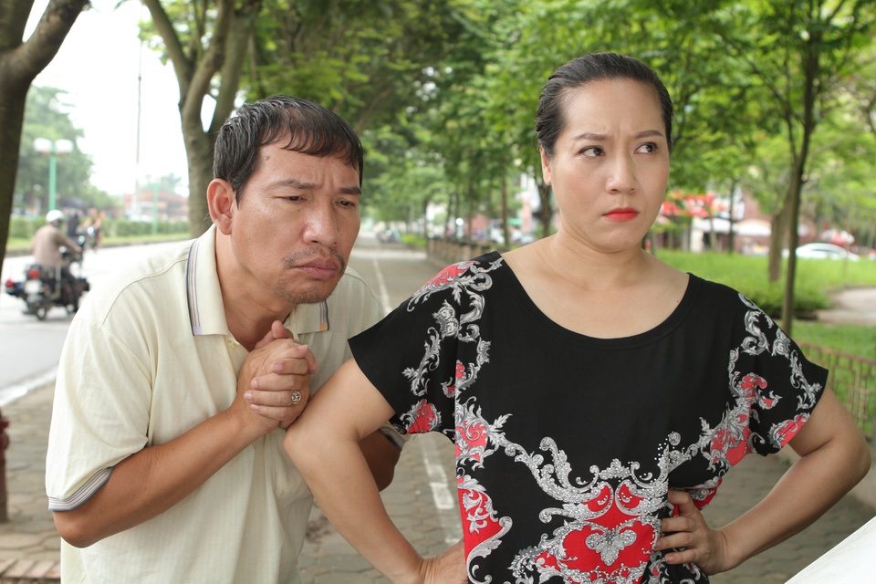 Nghệ sỹ Quang Thắng: “Nếu sống vì tiền, tôi ốm chắc không ai thăm” - 2 Vợ chồng Nhàn - Nhã trong phim.
