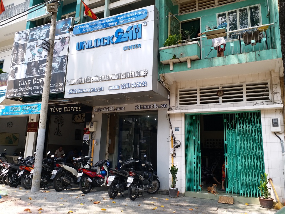 Cửa hàng vội vã gỡ bỏ logo "ăn theo" Apple để tránh kiện tụng - 8