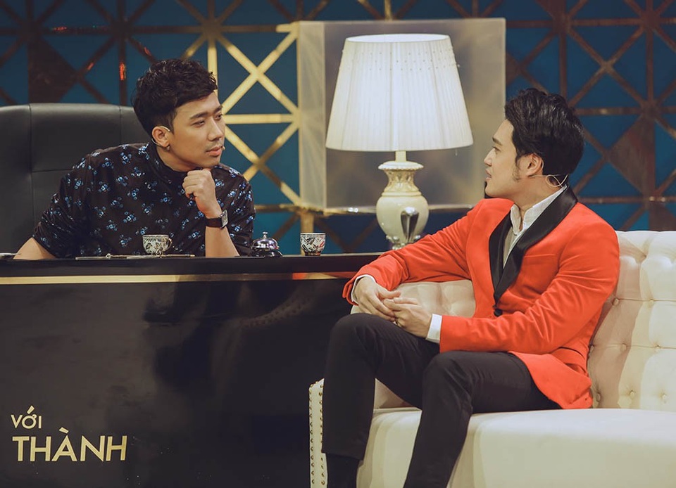 Trong khi Trấn Thành tự nhận bản thân anh có mối quan hệ ngắn nhất là 3 ngày, Đức Trí là 3 giây thì Quang Vinh cho biết, khi yêu, anh không thích sự thay đổi hay tạm bợ.