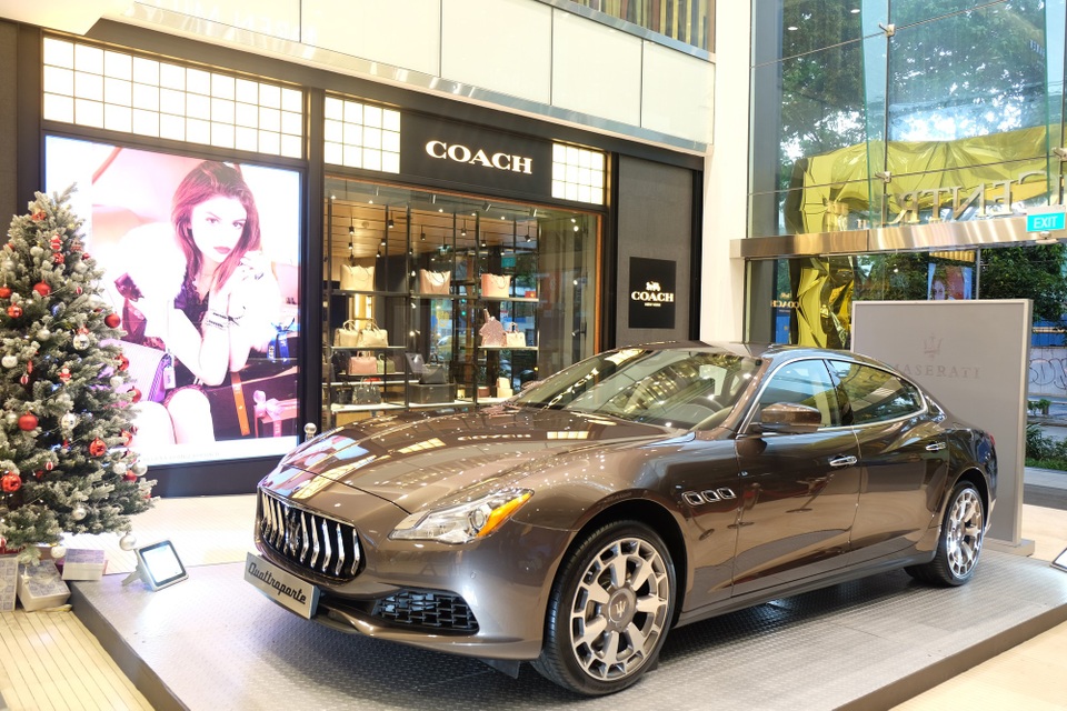 
Chiếc Quattroporte đang được trưng bày tại Saigon Centre

