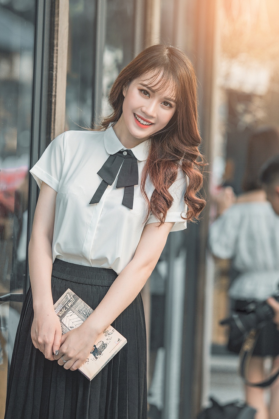 Á khôi Nữ sinh Việt Nam 2016 từng bị "gạ gẫm, đề nghị khiếm nhã" - 3 Những danh hiệu nhan sắc mang đến cho Phương rất nhiều điều. Ngoài cơ hội tham gia nhiều hoạt động xã hội, được nhiều người biết tới, cô còn được tiếp xúc với nhiều người, nhiều công việc khác nhau để trau dồi bản thân.