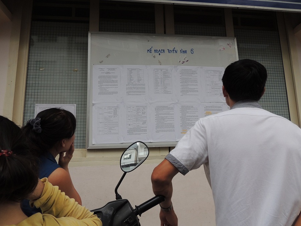 Giáo viên nhắn tin “OK”: Chuyện bình thường, nhưng... - 2 Hiện nay, chưa nhiều trường đưa ra quy định cụ thể, thống nhất về hình thức xin nghỉ học của học sinh (Ảnh minh họa)
