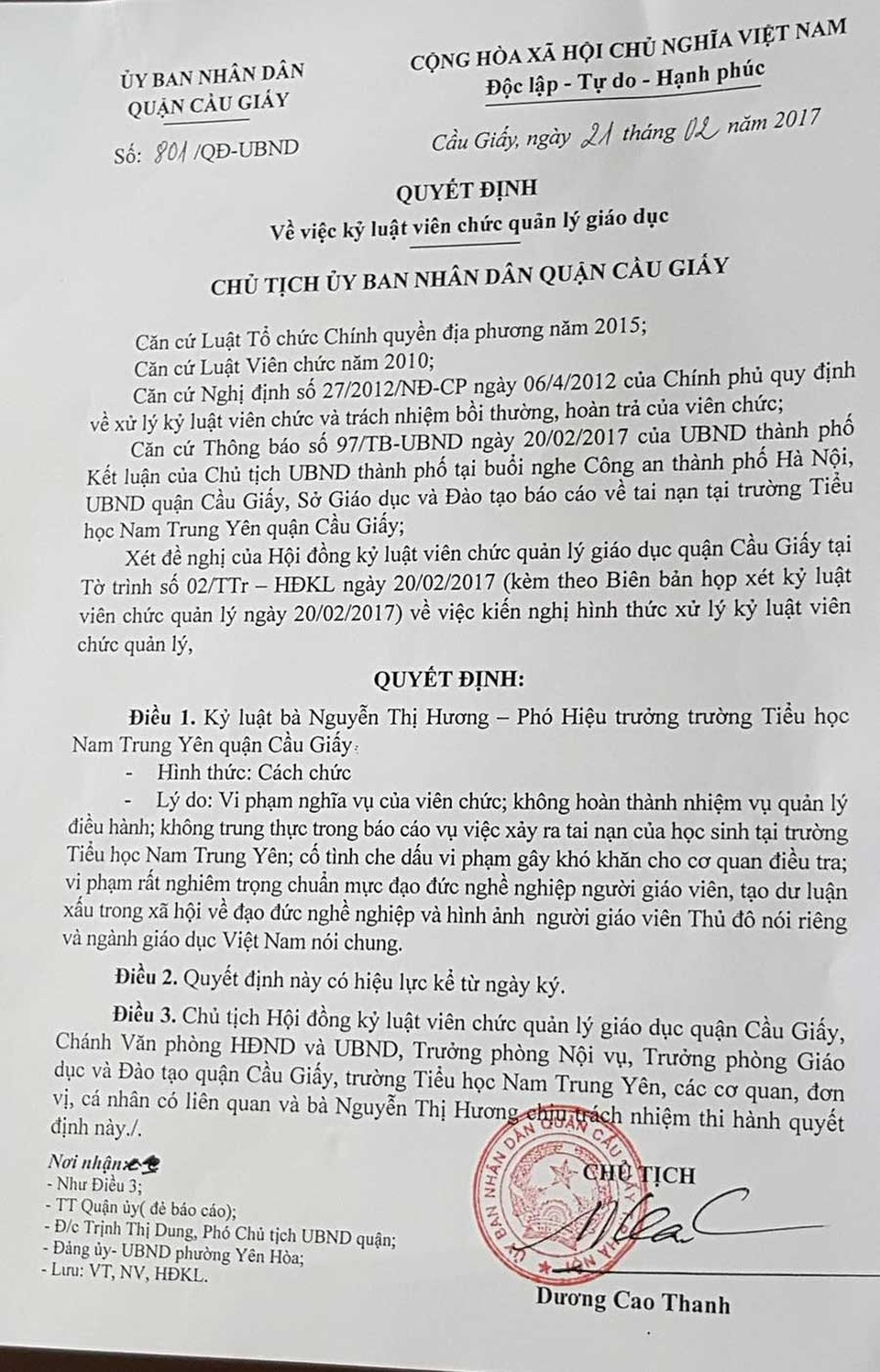 Buổi công bố cách chức, hiệu trưởng và hiệu phó trường Nam Trung Yên vắng mặt - 2 Quyết định kỉ luật bà Nguyễn Thị Hương