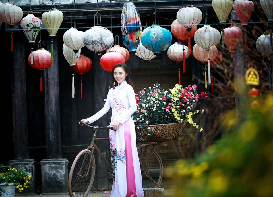 “Loa phường” Quỳnh Kool đáng yêu trong tà áo dài đón Xuân - 6 “Loa phường” Quỳnh Kool đáng yêu trong tà áo dài đón Xuân - 6
