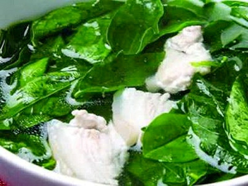 Ngon ngọt canh rau sắng cá tràu tiến vua ở Ninh Bình - 4 Canh rau sắng cá tràu nấu rất đơn giản nhưng có vị ngon, ngọt và ngậy
