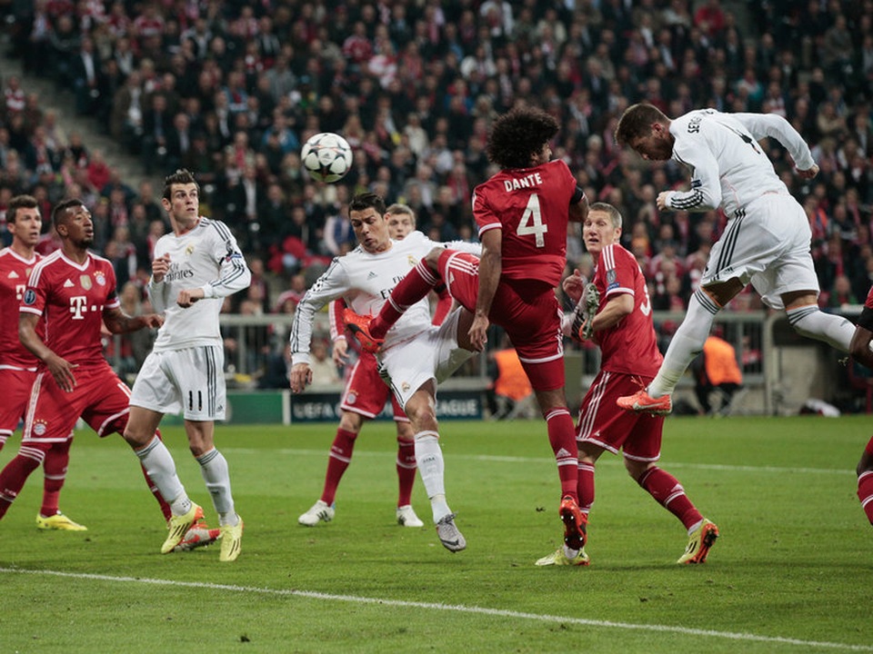 Những cuộc đối đầu kinh điển Bayern Munich-Real Madrid trong lịch sử - 6
Real Madrid bất ngờ hạ Bayern Munich 5-0 sau hai lượt trận bán kết Champions League 2013-14.