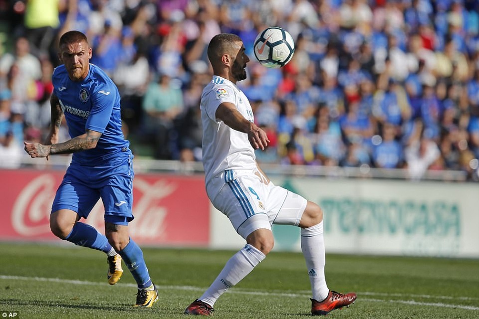 C.Ronaldo ghi bàn giúp Real Madrid lên ngôi nhì bảng La Liga - 12
Real Madrid đã có 17 điểm/8 trận, vươn lên vị trí thứ hai La Liga