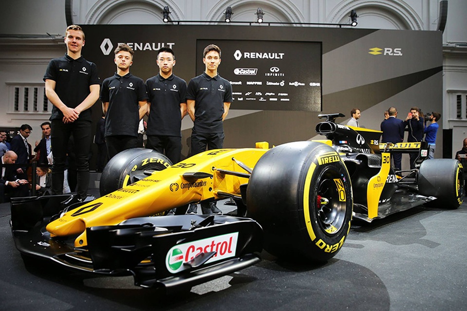 Hào hứng ra quân, Renault đặt mục tiêu về thứ... 5 tại F1 mùa giải 2017 - 9