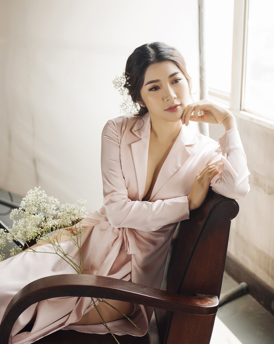 Hàng loạt phim mà Yan My vào vai chính và thứ chính như “Sóng gió gia đình”, “Hồ sơ lửa”, “Biển đời giông tố”, “Zippo, mù tạt và em”…