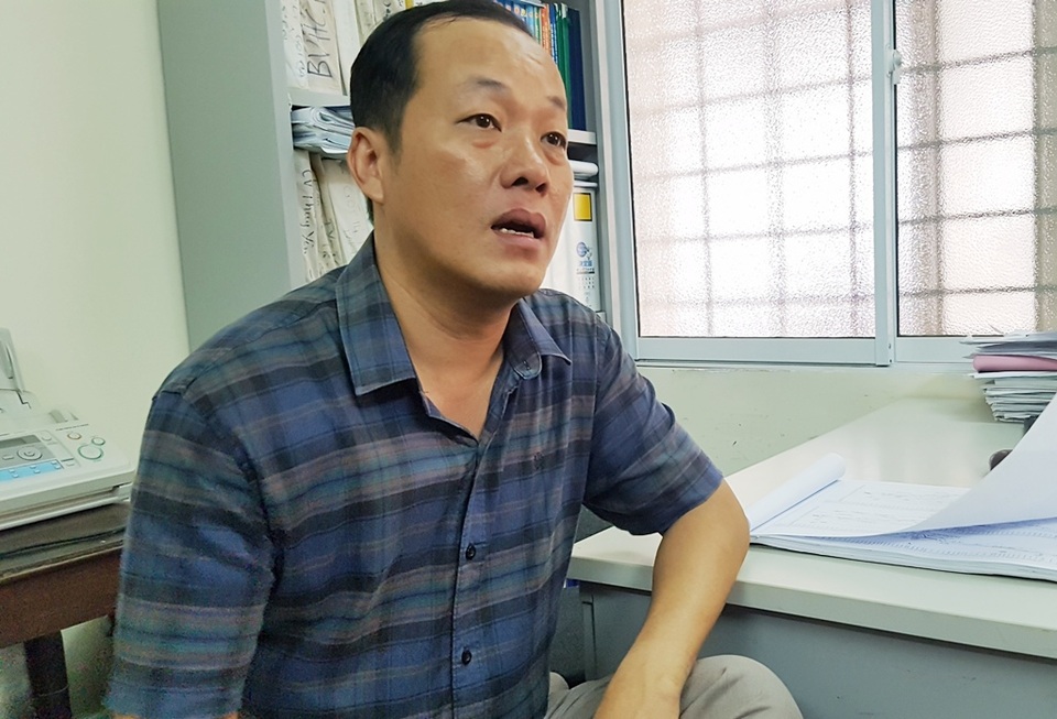 
Ông Trương Văn Giang, Giám đốc Ban Quản lý Dự án hồ chứa nước Thủy Yên – Thủy Cam khuyên bà con nhân dân yên tâm sinh sống, lao động sản xuất vì đây chỉ là hiện tượng bình thường của đập đất khi đi vào vận hành.
