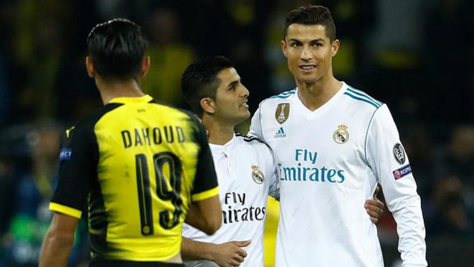 C.Ronaldo: “Tôi luôn phải khẳng định mình là ai” - 1 C.Ronaldo rực sáng trong trận đấu với Dortmund