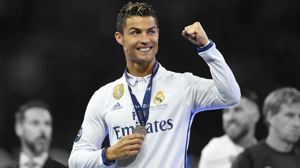 C.Ronaldo rực sáng nhờ thoát kiếp… cái máy - 1 C.Ronaldo không còn tham lam ra sân trong mọi trận đấu
