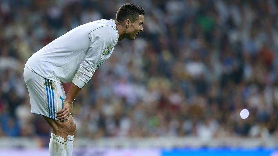 Lượt trận thứ 2 vòng bảng Champions League: C.Ronaldo không thể lặng im - 1 C.Ronaldo thể hiện phong độ tệ hại từ đầu mùa