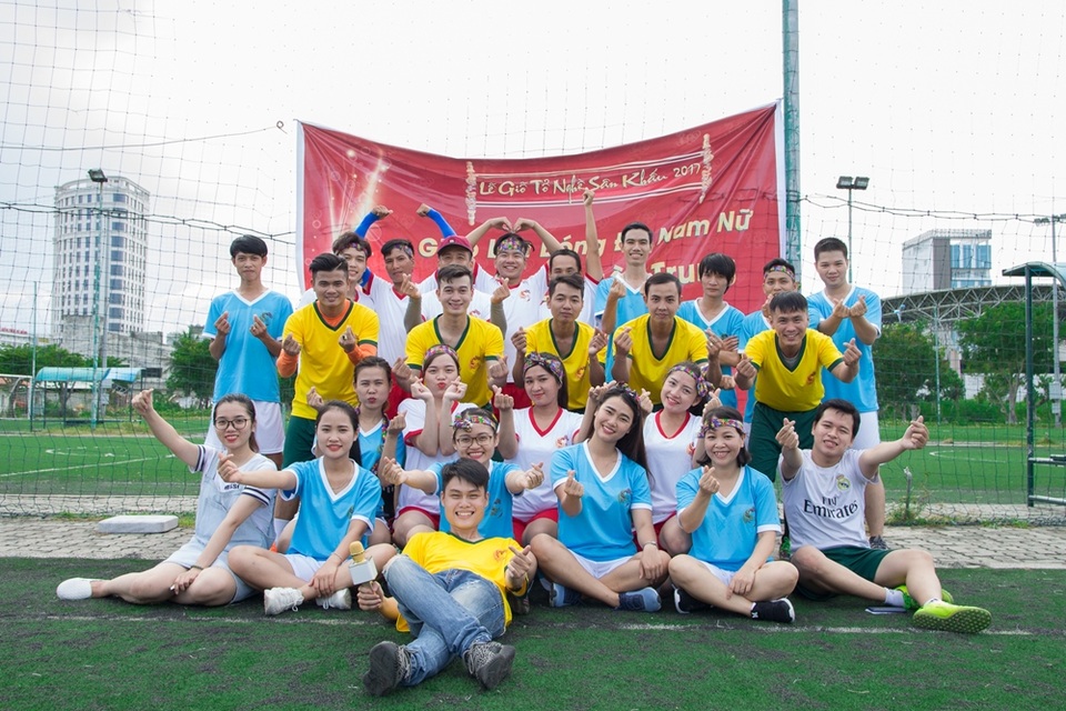 Nghệ sĩ Đà Nẵng dâng hương Tổ nghiệp sân khấu - 5 Nghệ sĩ Đà Nẵng dâng hương Tổ nghiệp sân khấu - 5