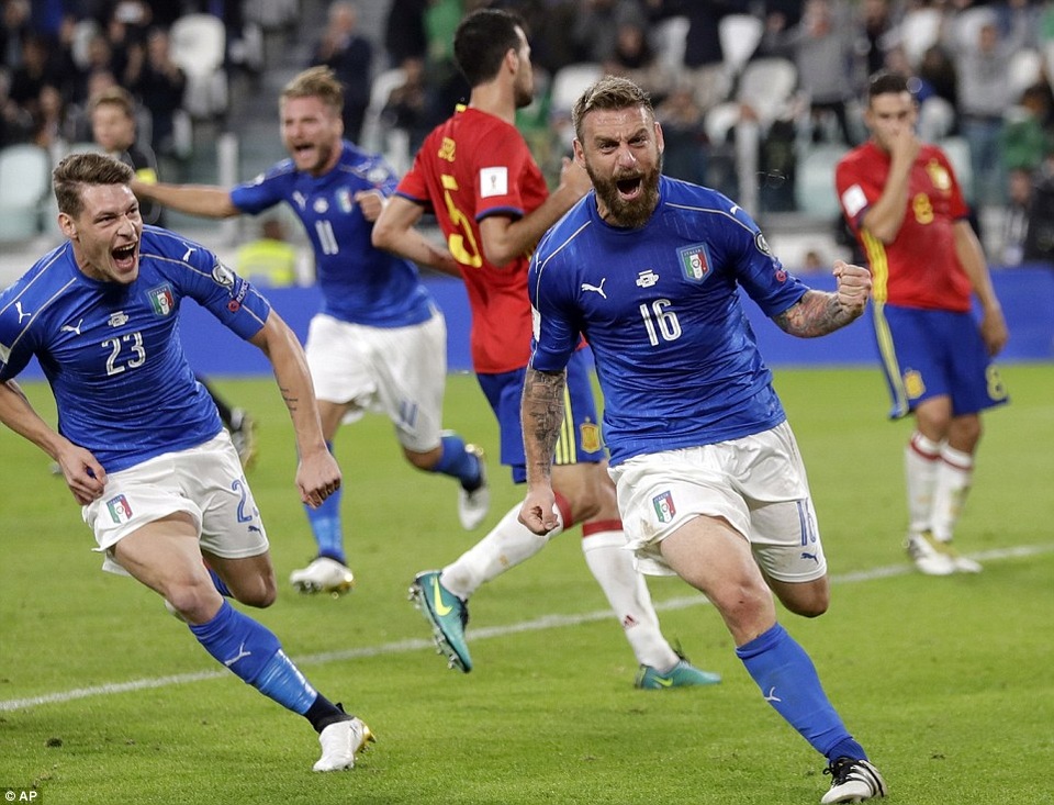 Tây Ban Nha - Italia: Kinh điển tại Bernabeu - 2
Rossi giúp Italia kiếm được trận hòa 1-1 ở lượt đi