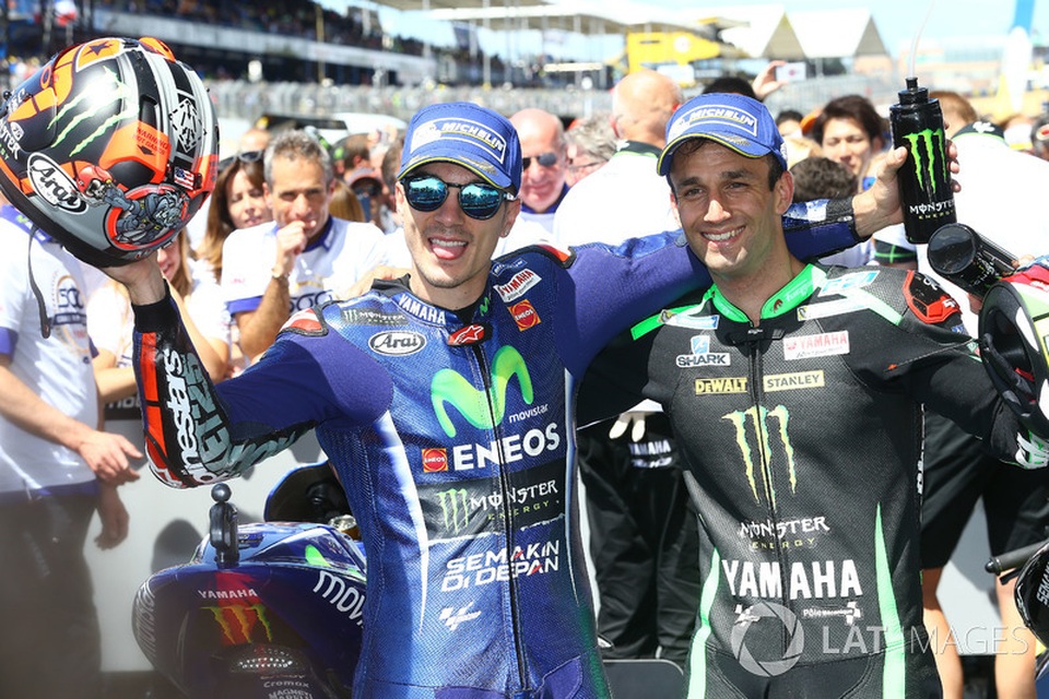 Chiến thắng đầy kịch tính của Maverick Vinales ở chặng 5 - 7 Chiến thắng đầy kịch tính của Maverick Vinales ở chặng 5 - 7