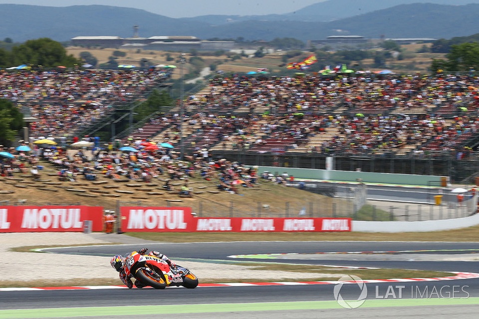 Đánh bại Lorenzo, Pedrosa có pole thứ hai tại MotoGP 2017 - 2 Đánh bại Lorenzo, Pedrosa có pole thứ hai tại MotoGP 2017 - 2