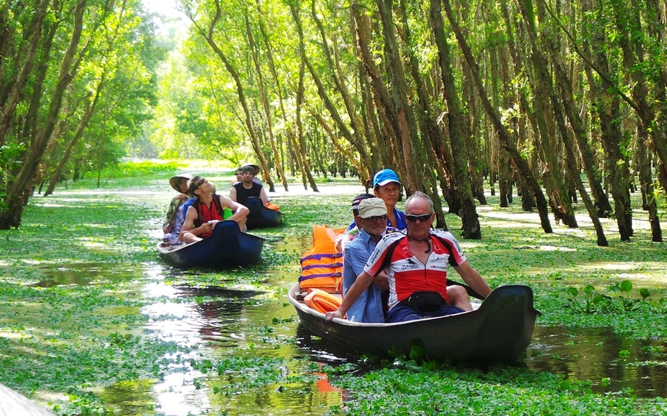 Vùng đất non nước hữu tình… tìm kiếm logo và slogan phát triển du lịch - 2 Đến An Giang vào mùa nước nổi, du khách không nên bỏ qua điểm tham quan hấp dẫn rừng tràm Trà Sư - một bức tranh thủy mặc độc đáo giữa đồng bằng