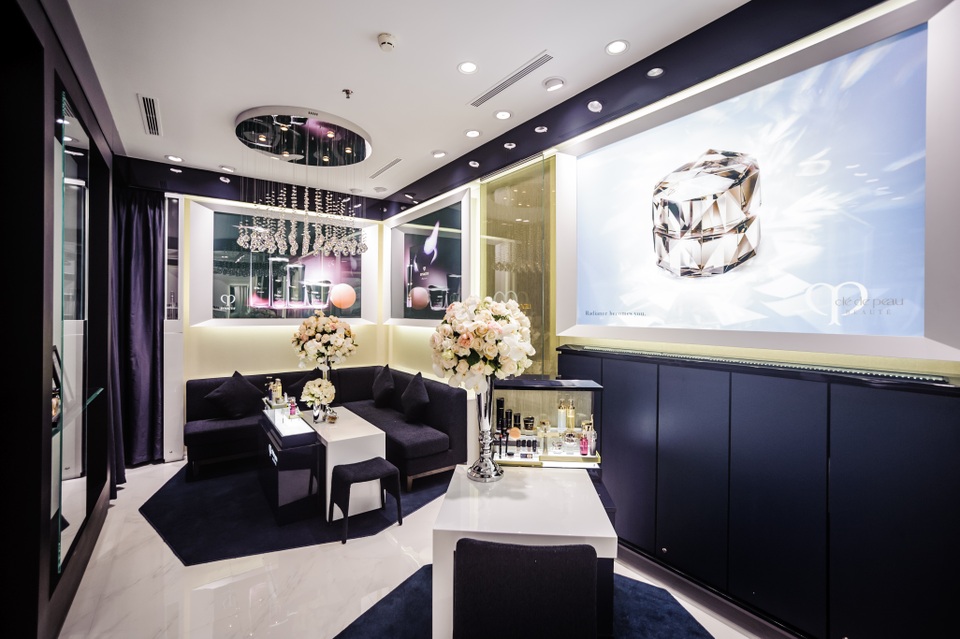 Trải nghiệm cửa hàng mỹ phẩm đẳng cấp 5 sao - 1
Gian hàng thứ 9 của Clé de Peau Beauté tại Việt Nam