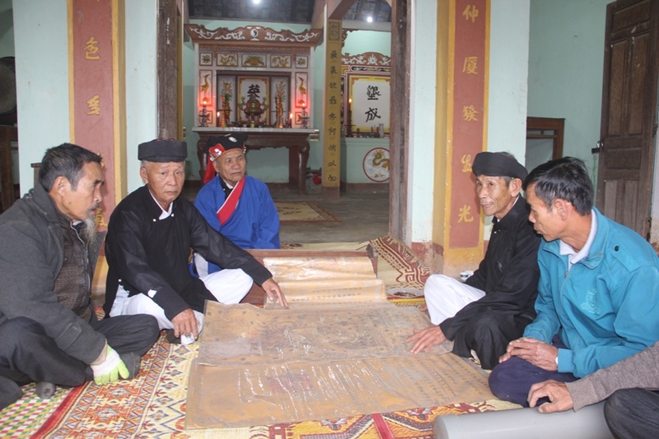 Quảng Trị: Vùng quê lưu giữ nhiều sắc phong cổ thời nhà Nguyễn - 5 Việc giữ gìn sắc phong xuất phát từ lòng tri ân đối với các thế hệ đi trước và nhằm giáo dục con cháu