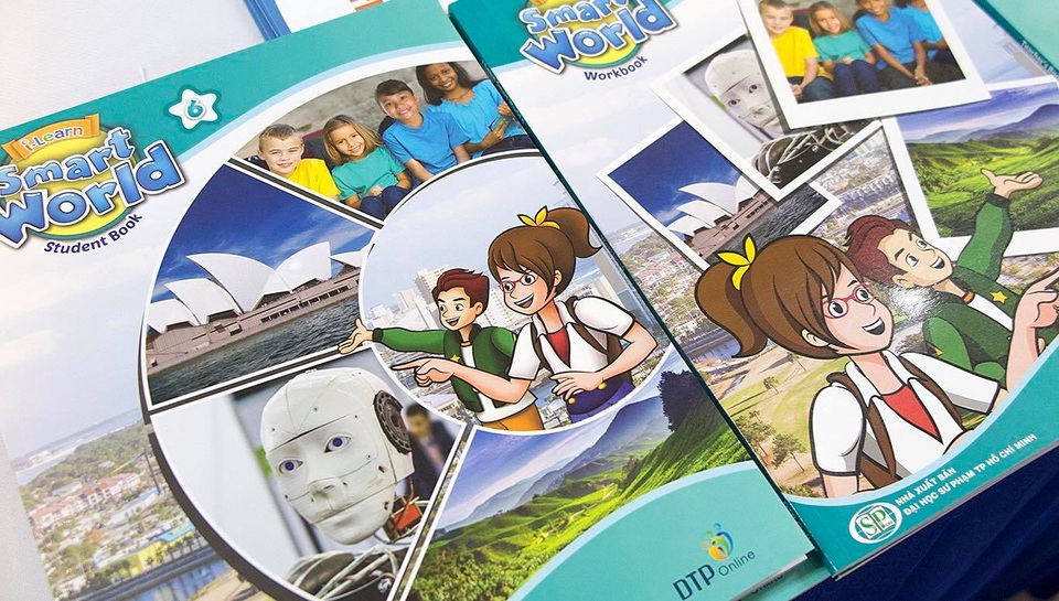 Ra mắt bộ sách i-Learn Smart World dành cho khối Trung học - 2 Ra mắt bộ sách i-Learn Smart World dành cho khối Trung học - 2