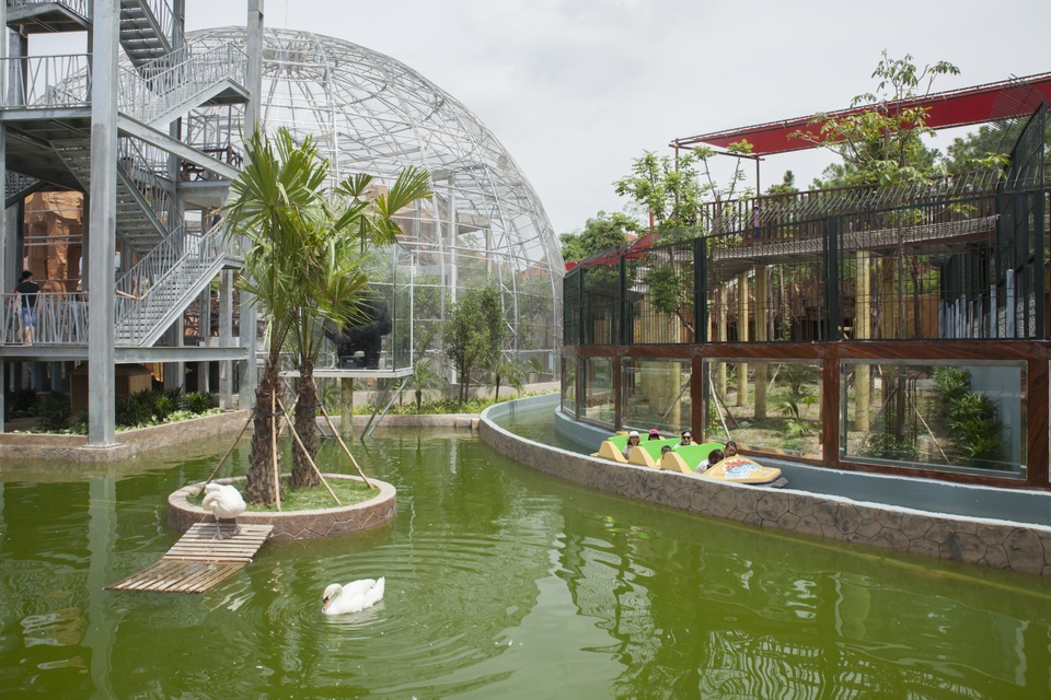 Sự ra đời của khu vui chơi là bước chuyển mình mạnh mẽ đưa công viên trở thành địa điểm vui chơi độc đáo hàng đầu tại Thủ đô.