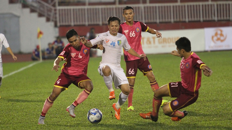 V-League 2017: Bình và rượu có mới? - 1 V-League 2017 sắp khởi tranh liệu có hấp dẫn hơn V-League 2016? (ảnh: Trọng Vũ)
