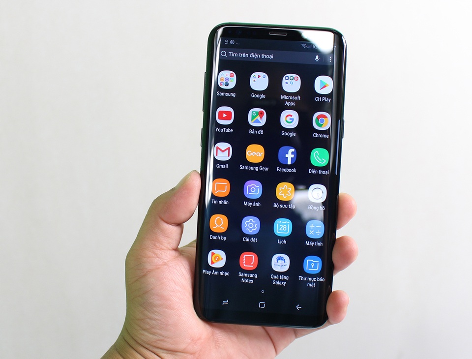 Đập hộp Galaxy S8+ chính hãng đầu tiên tại Việt Nam - 12 Đập hộp Galaxy S8+ chính hãng đầu tiên tại Việt Nam - 12