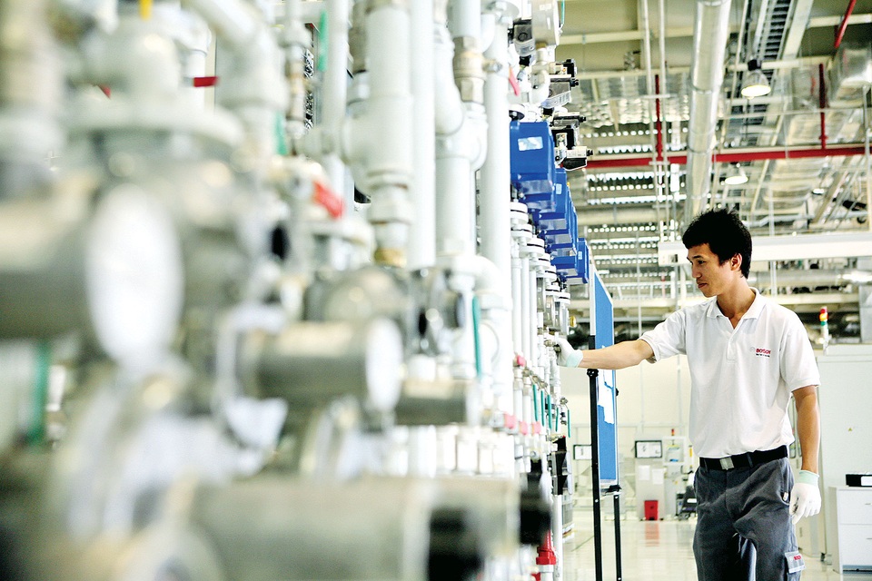 Chỉ số mua hàng Việt Nam "đạt đỉnh" 22 tháng liên tiếp, vượt nhiều nước ASEAN - 1 Sản xuất tại Việt Nam đã tăng nhanh vì nền kinh tế phục hồi và hội nhập mạnh mẽ (ảnh minh hoạ)