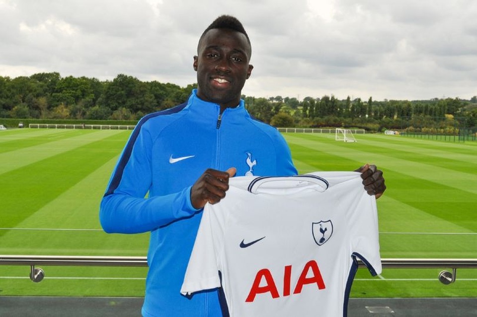 Davinson Sanchez chính thức ra mắt Tottenham