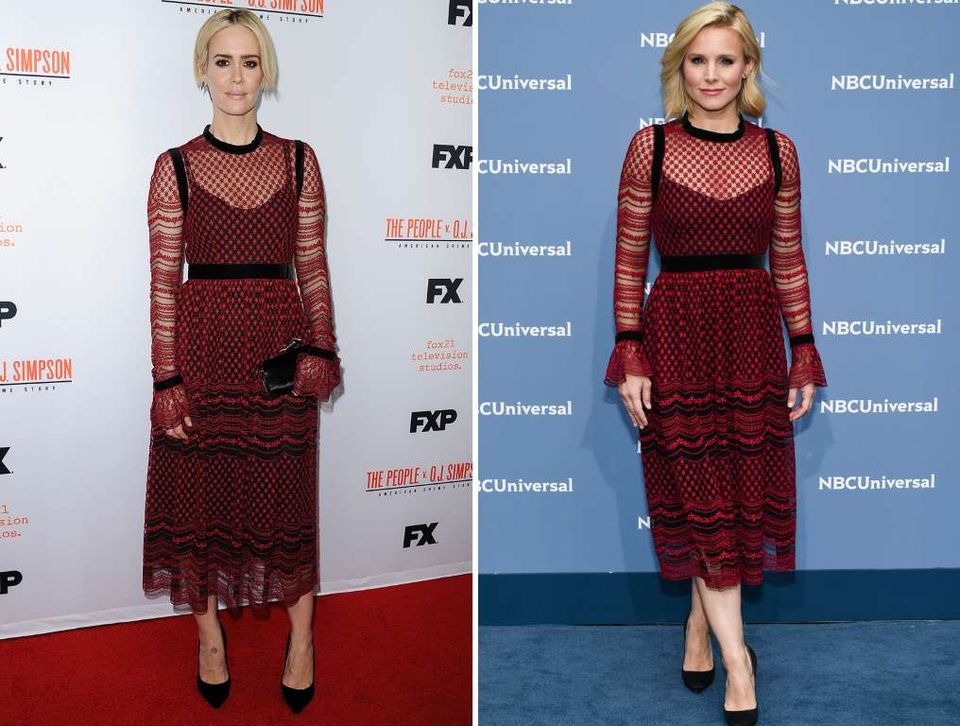 Khi sao Hollywood bị phát hiện mặc chung quần áo - 16
Sarah Paulson (trái) và Kristen Bell