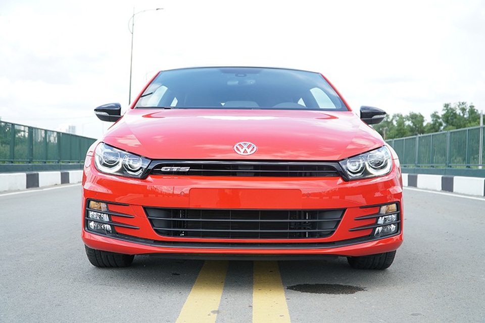 Với Scirocco, Volkswagen muốn giành thế chủ động ở phân khúc xe thể thao - 5 Với Scirocco, Volkswagen muốn giành thế chủ động ở phân khúc xe thể thao - 5