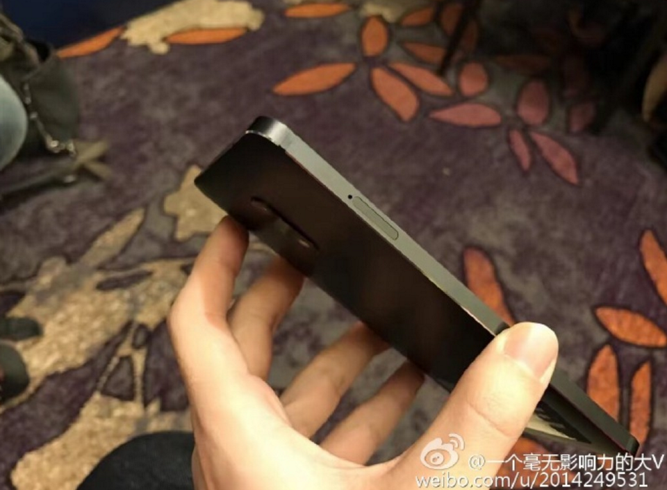 
Nokia 6 được tích hợp 2 khe cắm thẻ SIM. Nokia 6 sẽ được bán ra thị trường trong quý I/2017. Hiện tại hãng này chưa có kế hoạch bán sản phẩm ra các thị trường khác ngoài Trung Quốc.
