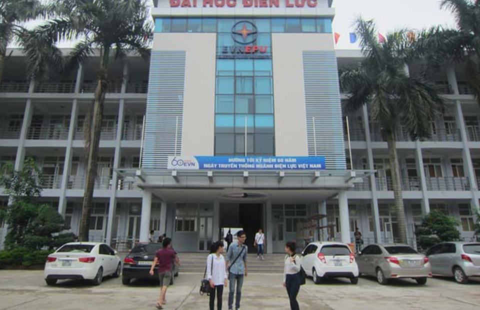 Bê bối ở Trường Đại học Điện lực: Đã thu về hơn 31 tỷ đồng - 1 Bê bối ở Trường Đại học Điện lực: Đã thu về hơn 31 tỷ đồng - 1