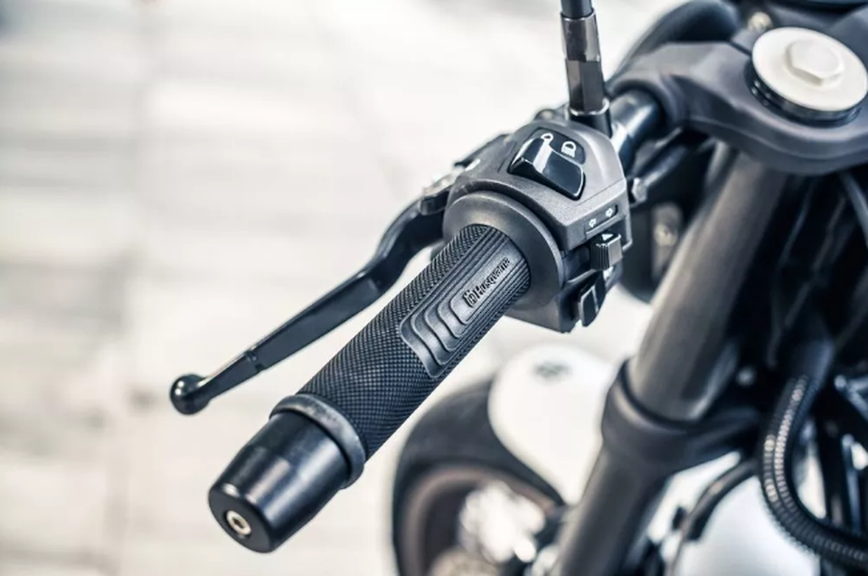 Husqvarna chen chân vào phân khúc xe thể thao cỡ nhỏ - 14 Husqvarna chen chân vào phân khúc xe thể thao cỡ nhỏ - 14